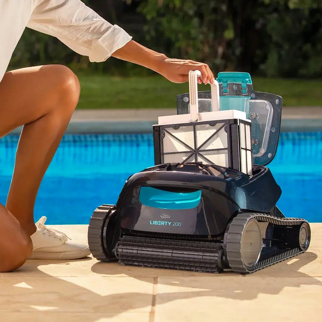 Robot Limpia Piscina Inalámbrico Dolphin Liberty 200